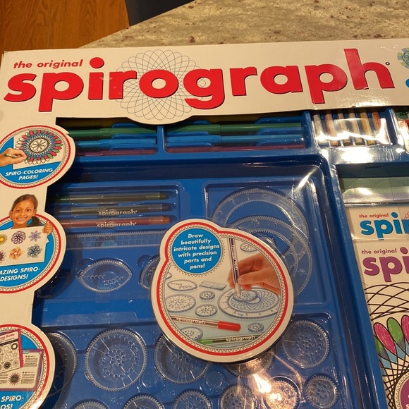 Spirograph Activity Set   new in box.  Unopened. - Picture 3 of 8